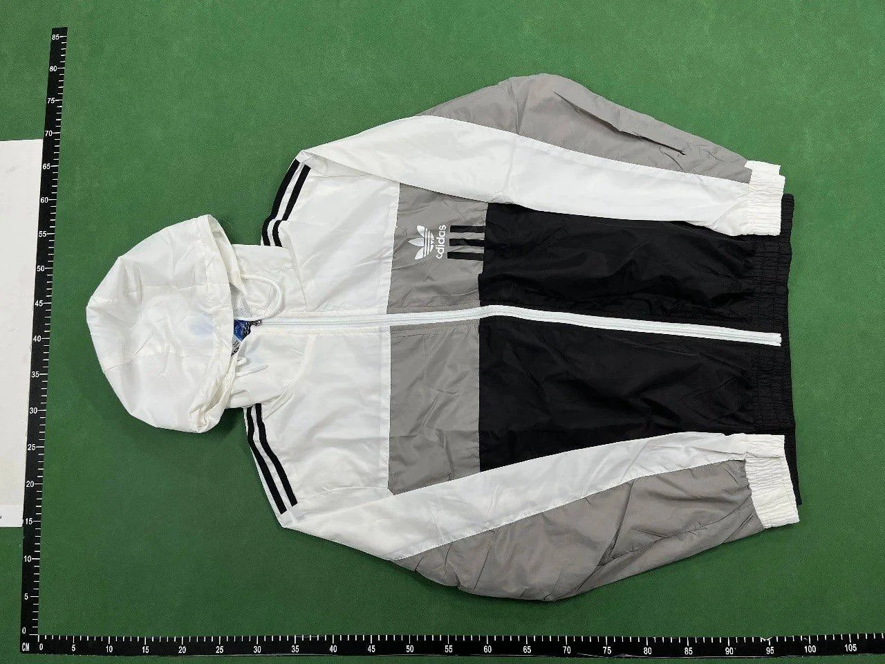 Adidas Sportswear QC photo