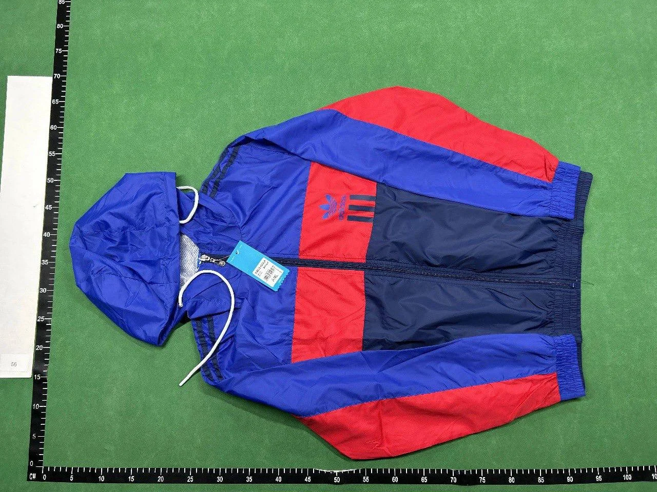 Adidas Sportswear QC photo