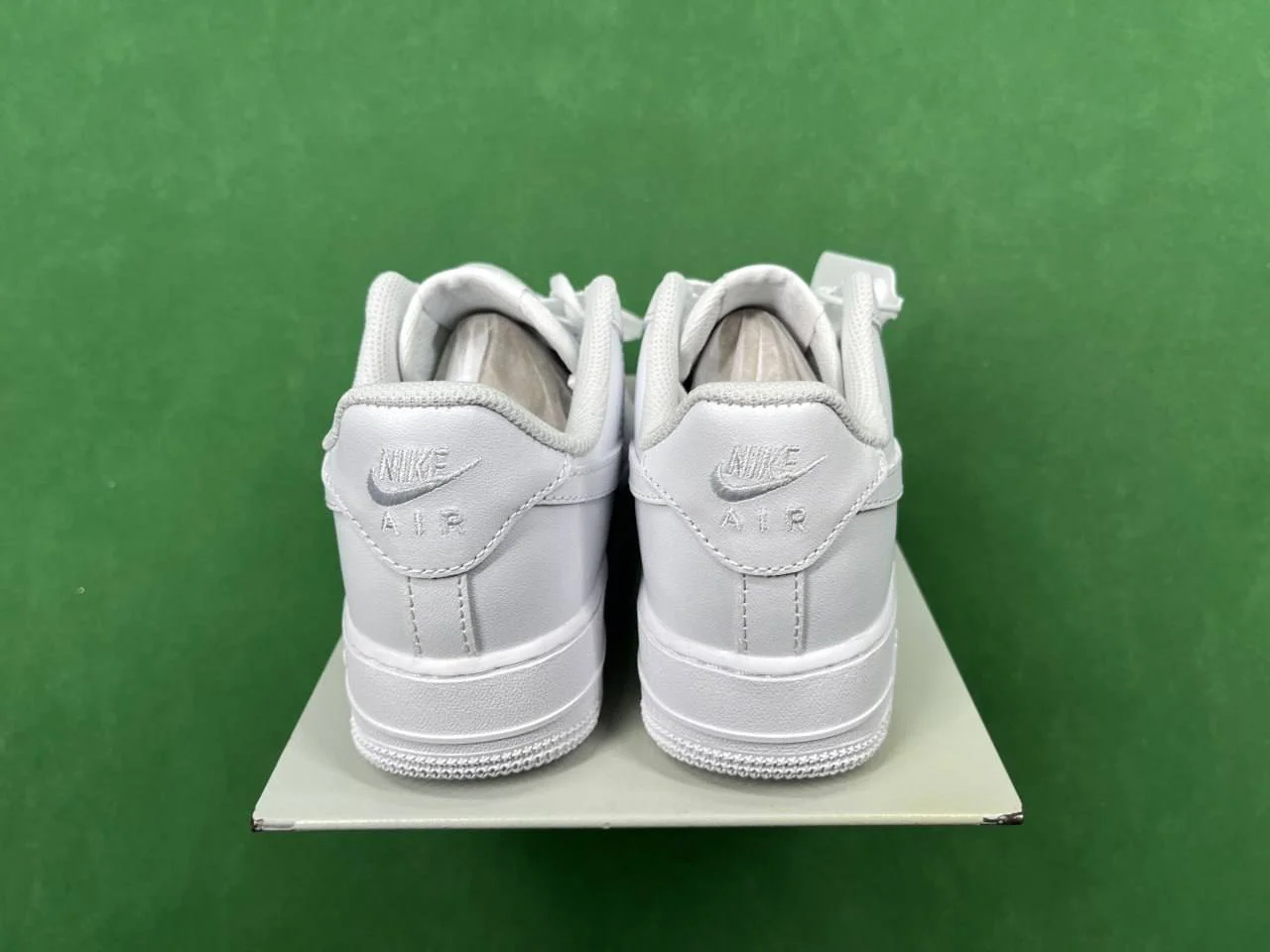 Nike Air force 1 low QC photo