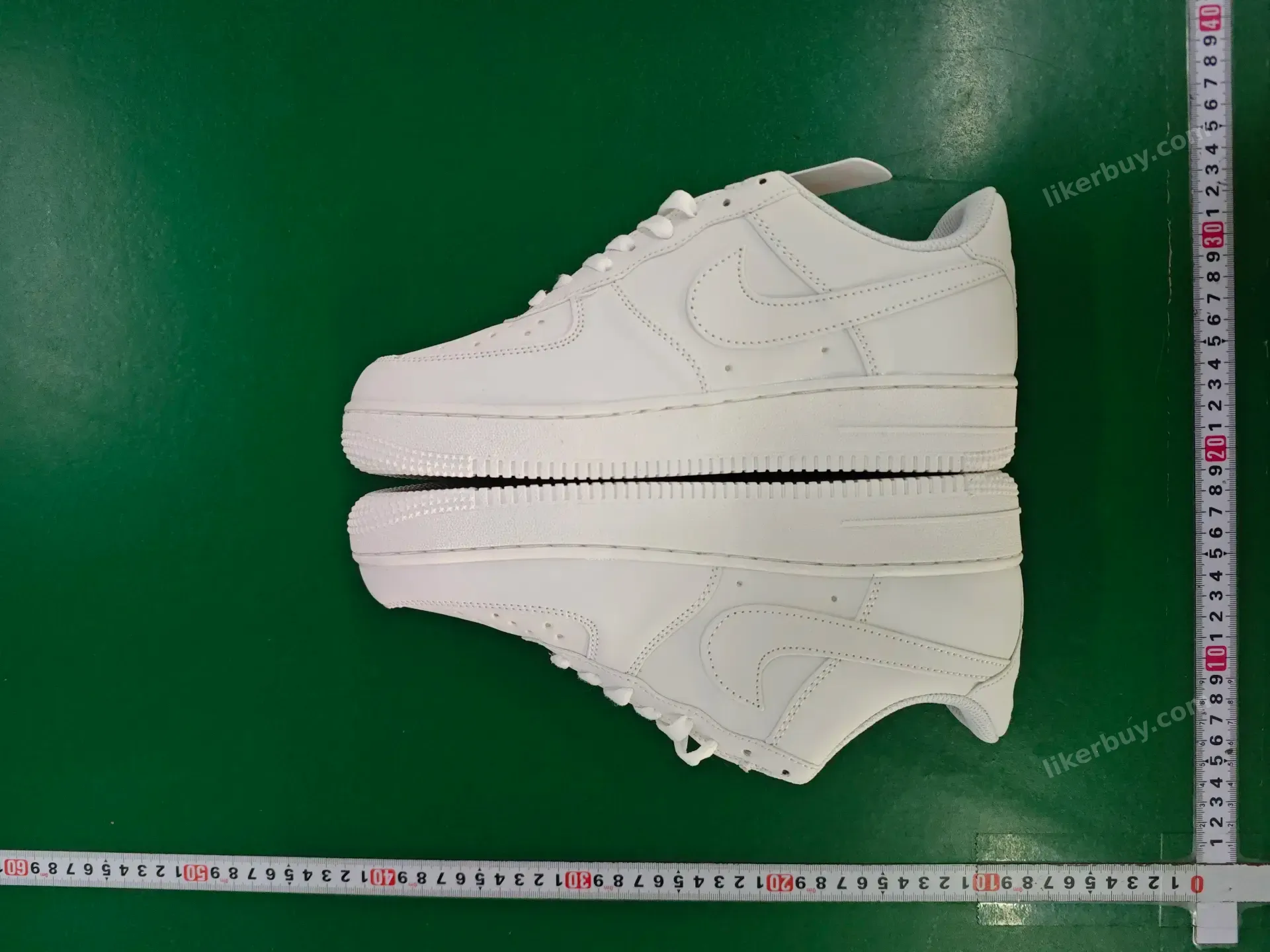 Nike Air force 1 low product reference 1