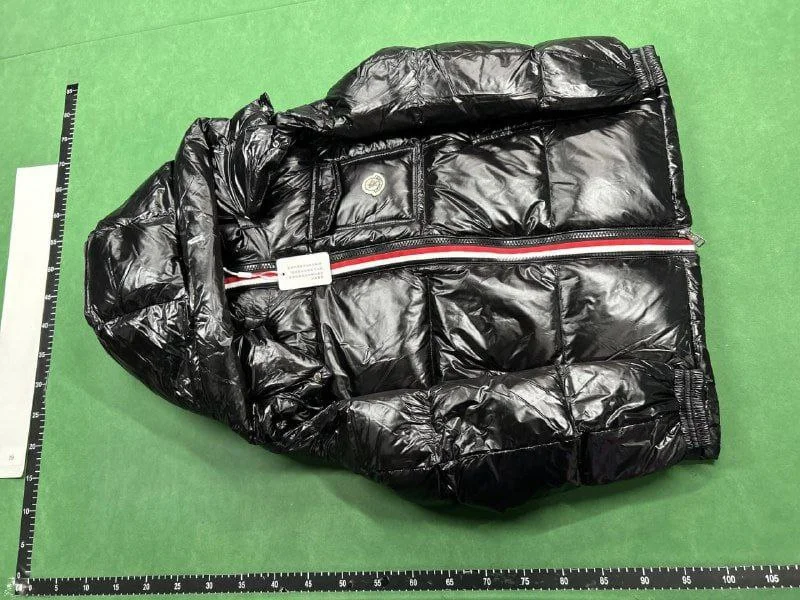 Moncler Jacket & Down QC photo