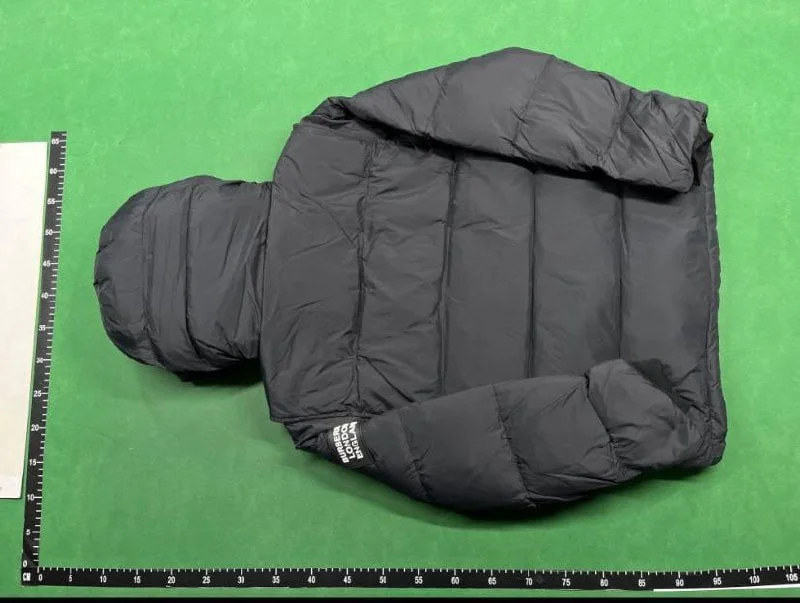 Burberry Down jacket QC photo