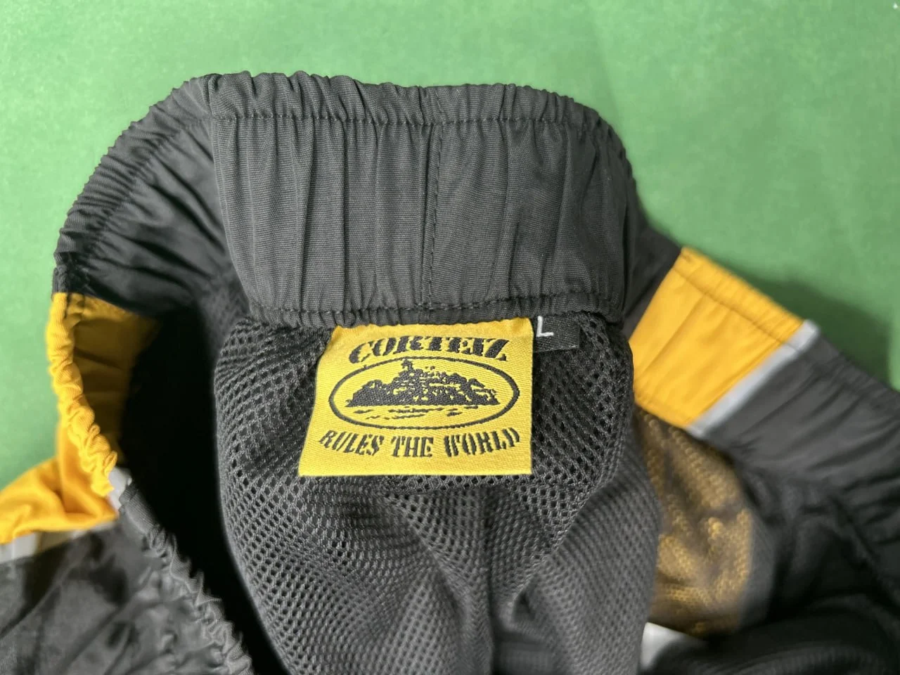 Corteiz Jacket QC photo