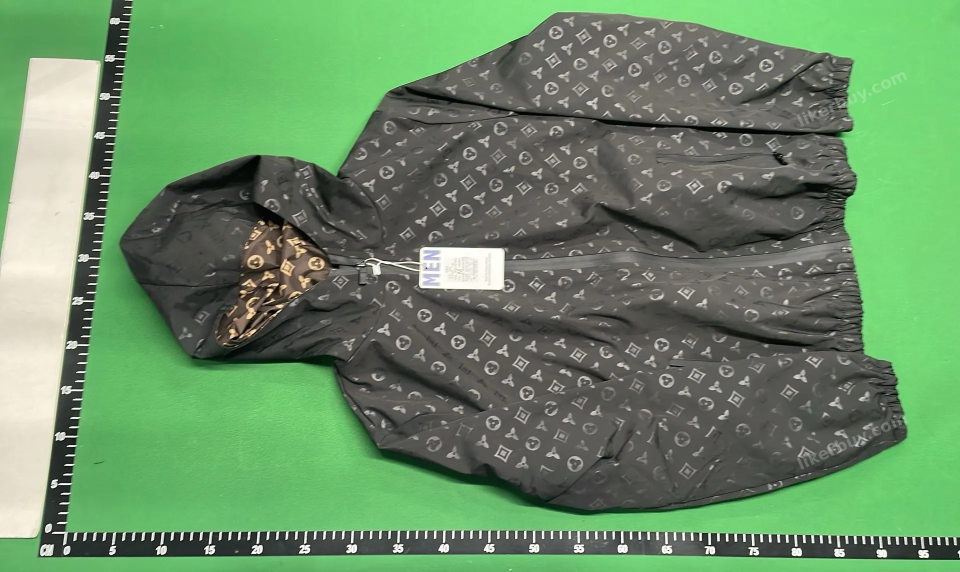 LOUIS VUITTON WINDBREAKER product reference 3
