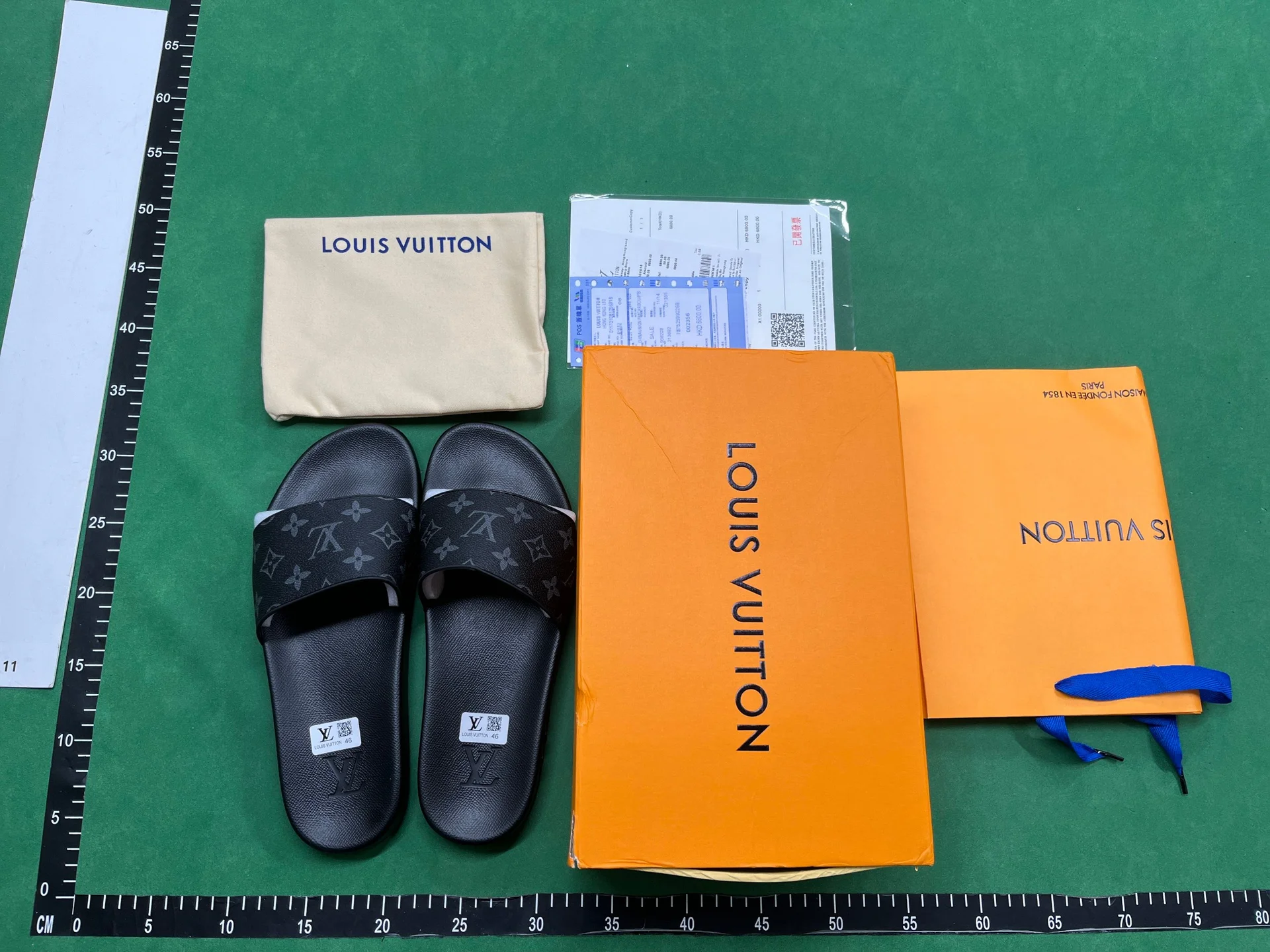 Louis Vuitton slippers QC photo