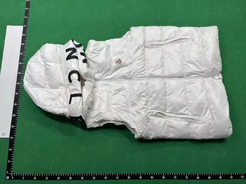Moncler down NFC QC photo