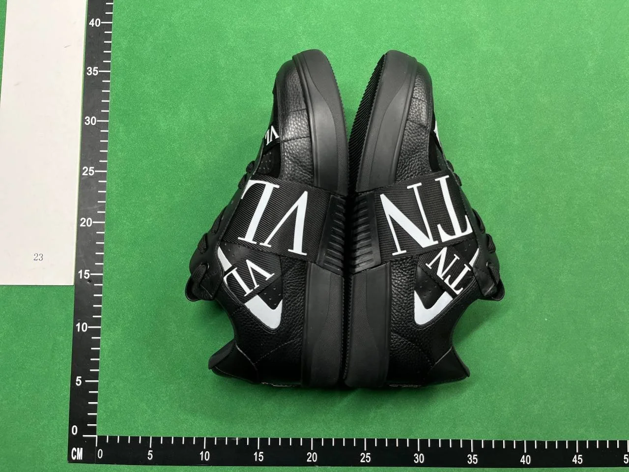 Valentino Shoes (31 CP) QC photo