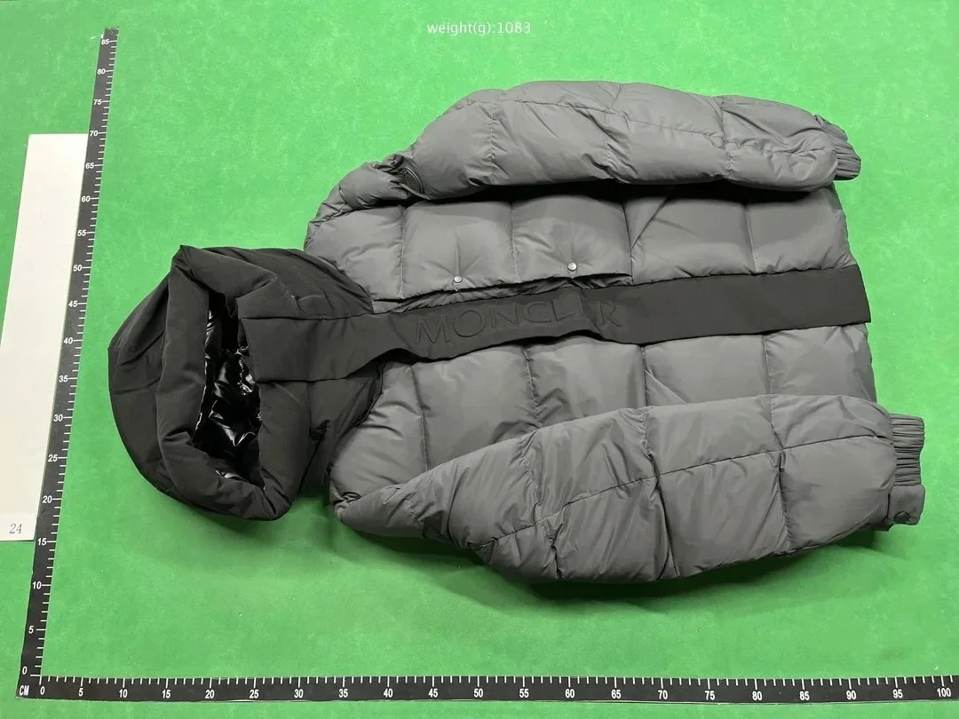 Moncler Down jacket QC photo