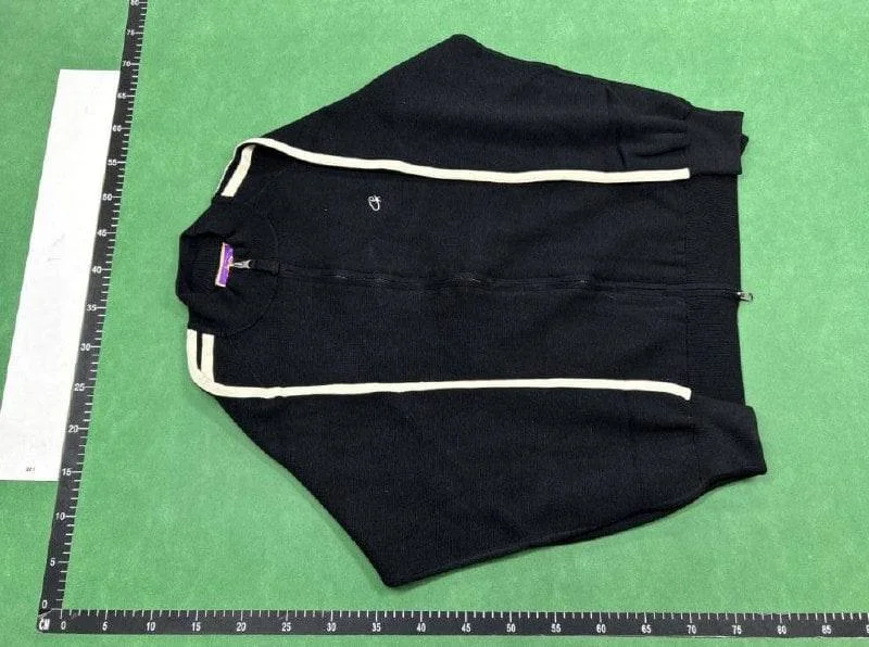 Corteiz jacket QC photo