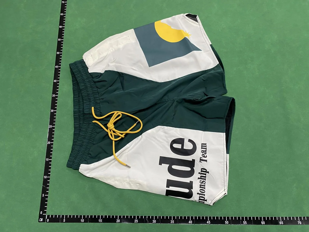 Rhude Shorts QC photo