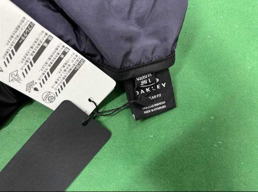 Oakley Rain Jacket QC photo