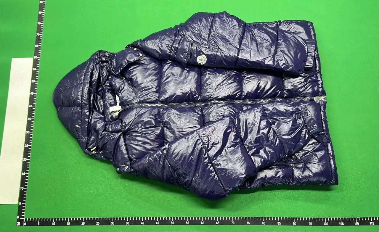 Moncler down jacket QC photo