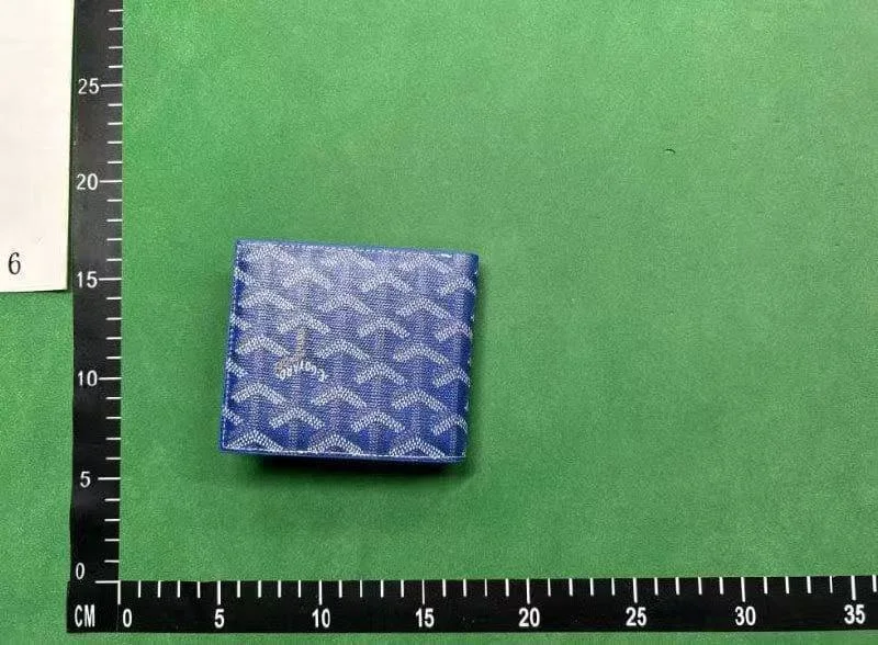 Goyard card holder QC photo