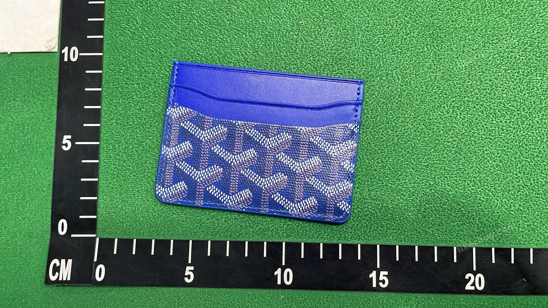 Goyard card holder product reference 2