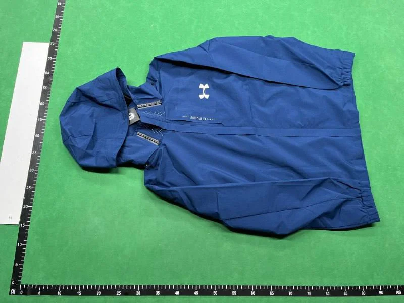 Under Armour Windbreaker QC photo