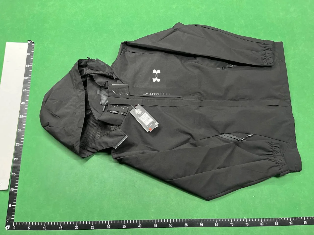 Under Armour Windbreaker QC photo
