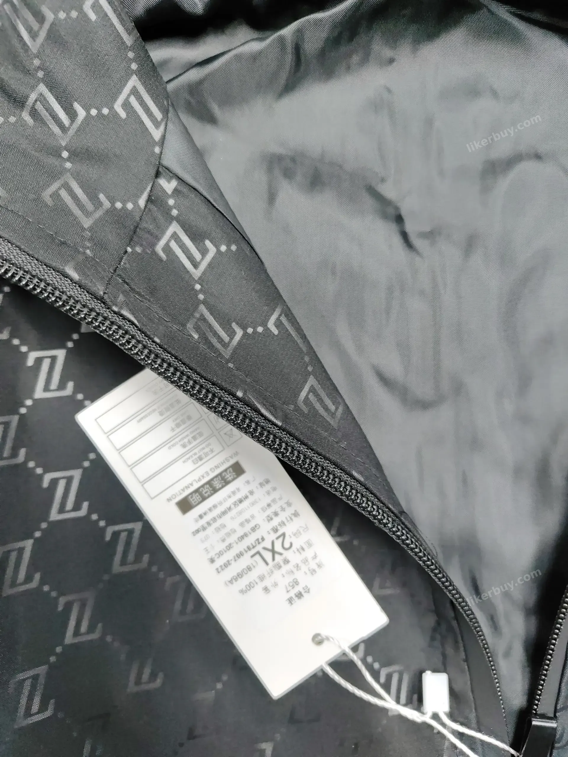 LOUIS VUITTON Coat product reference 3