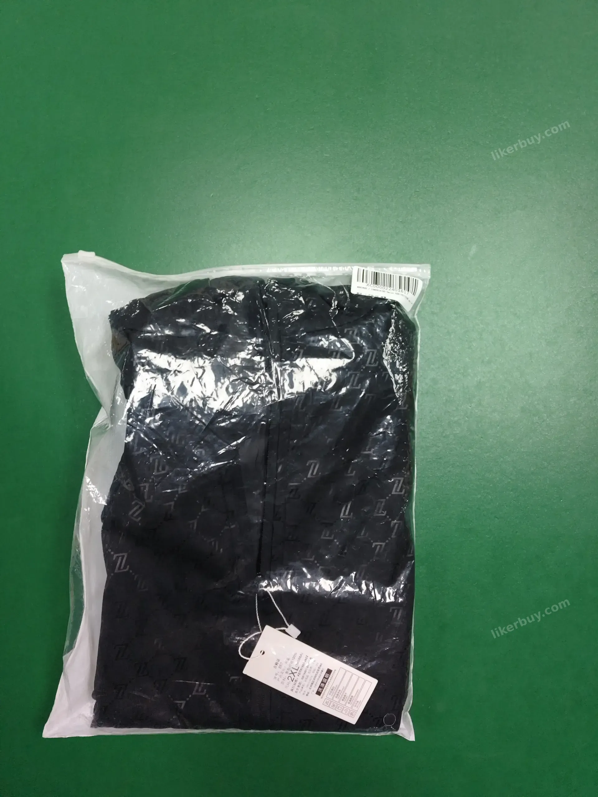 LOUIS VUITTON Coat product reference 2