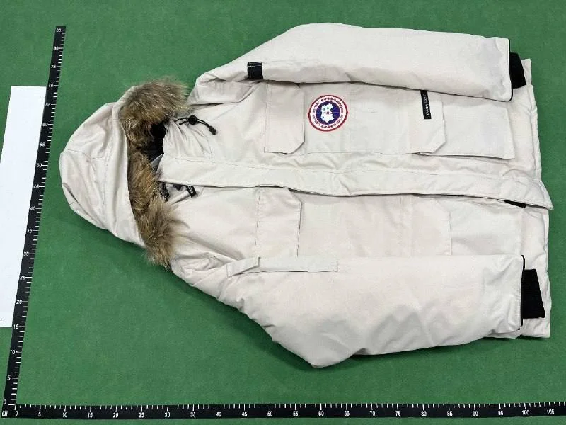 Canada goose jacket QC photo