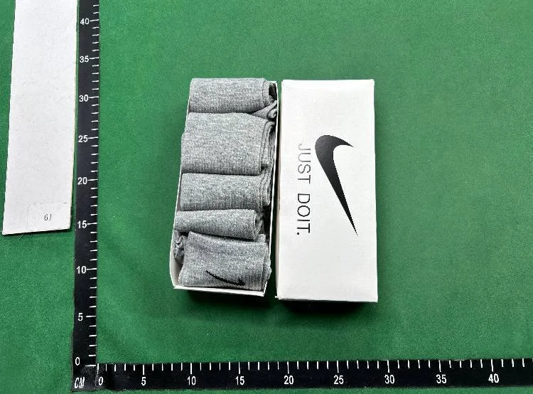 Nike socks QC photo
