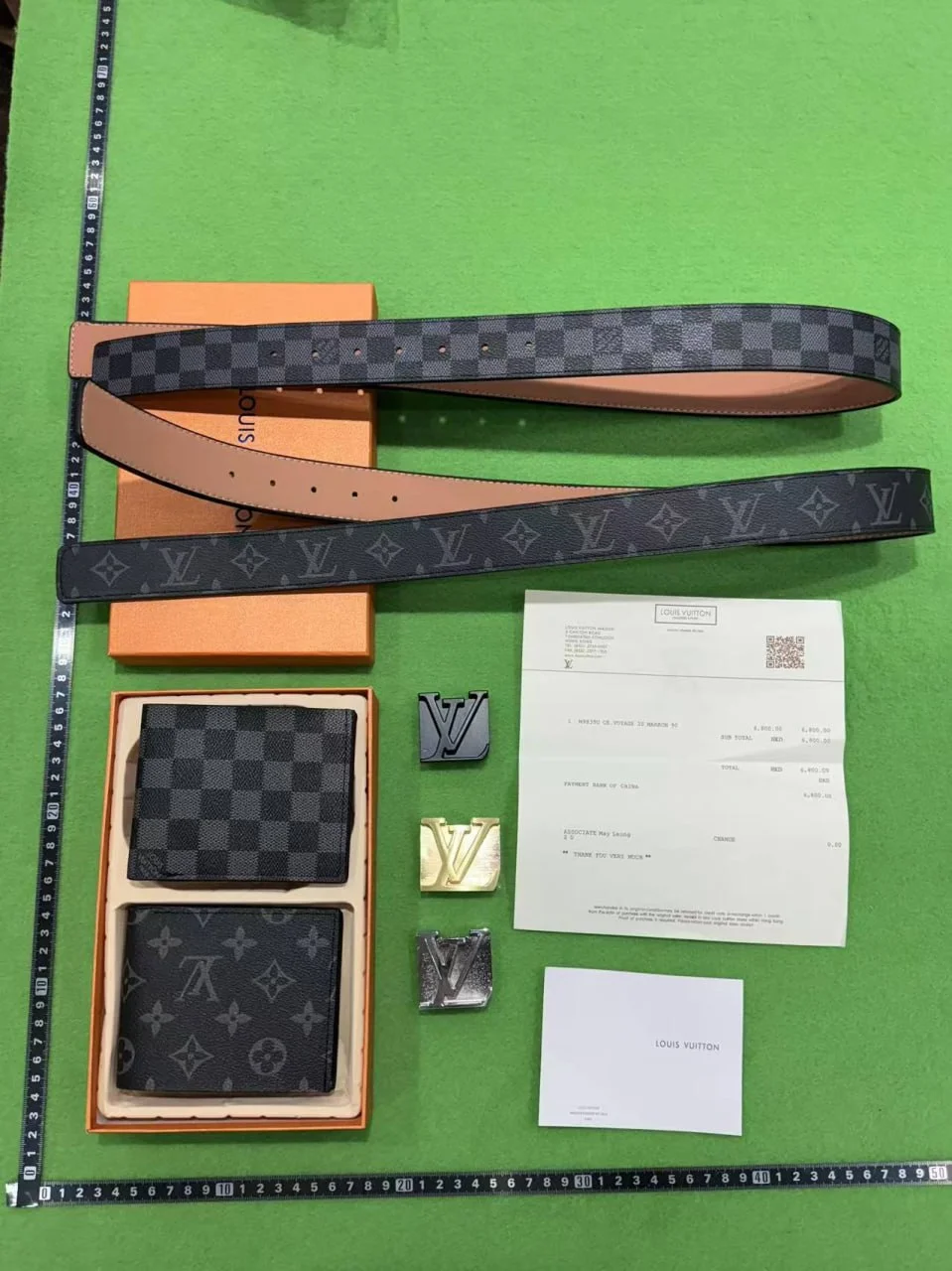 Brand belt wallet gift box QC photo