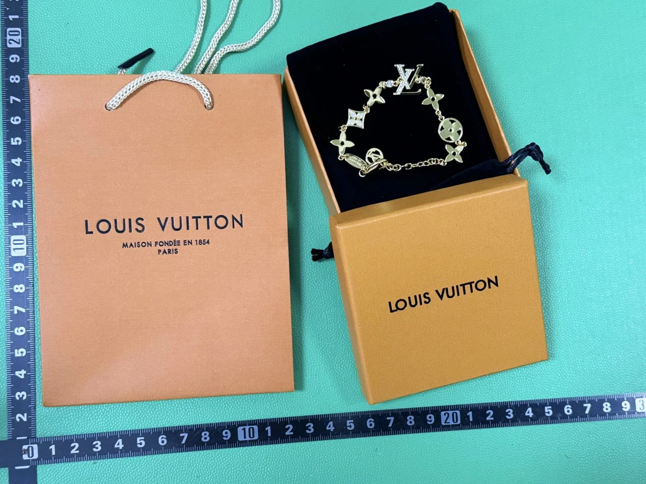 LV Necklace（20+style ） QC photo