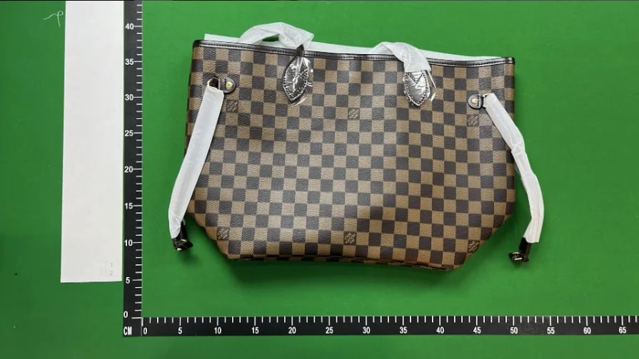 Louis Vuitton Handbag Shoulder Bag 11 High Quality ( 40 + styles) QC photo