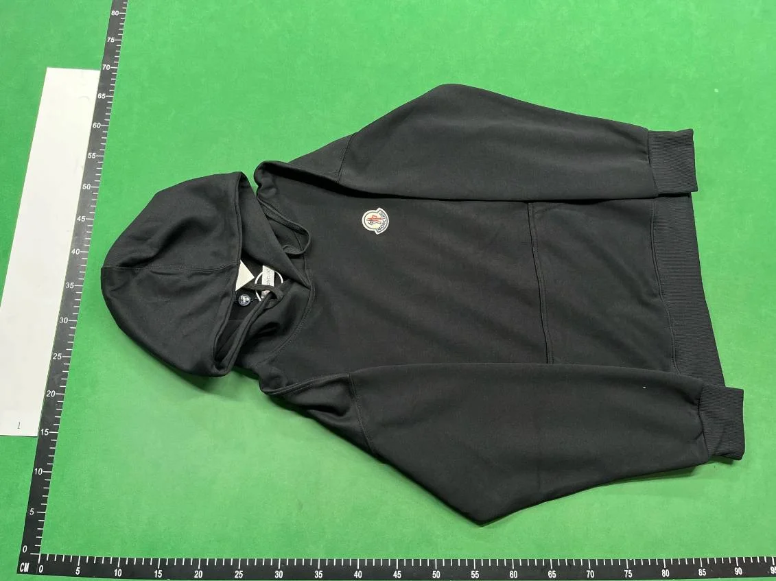 Moncle hoodie QC photo