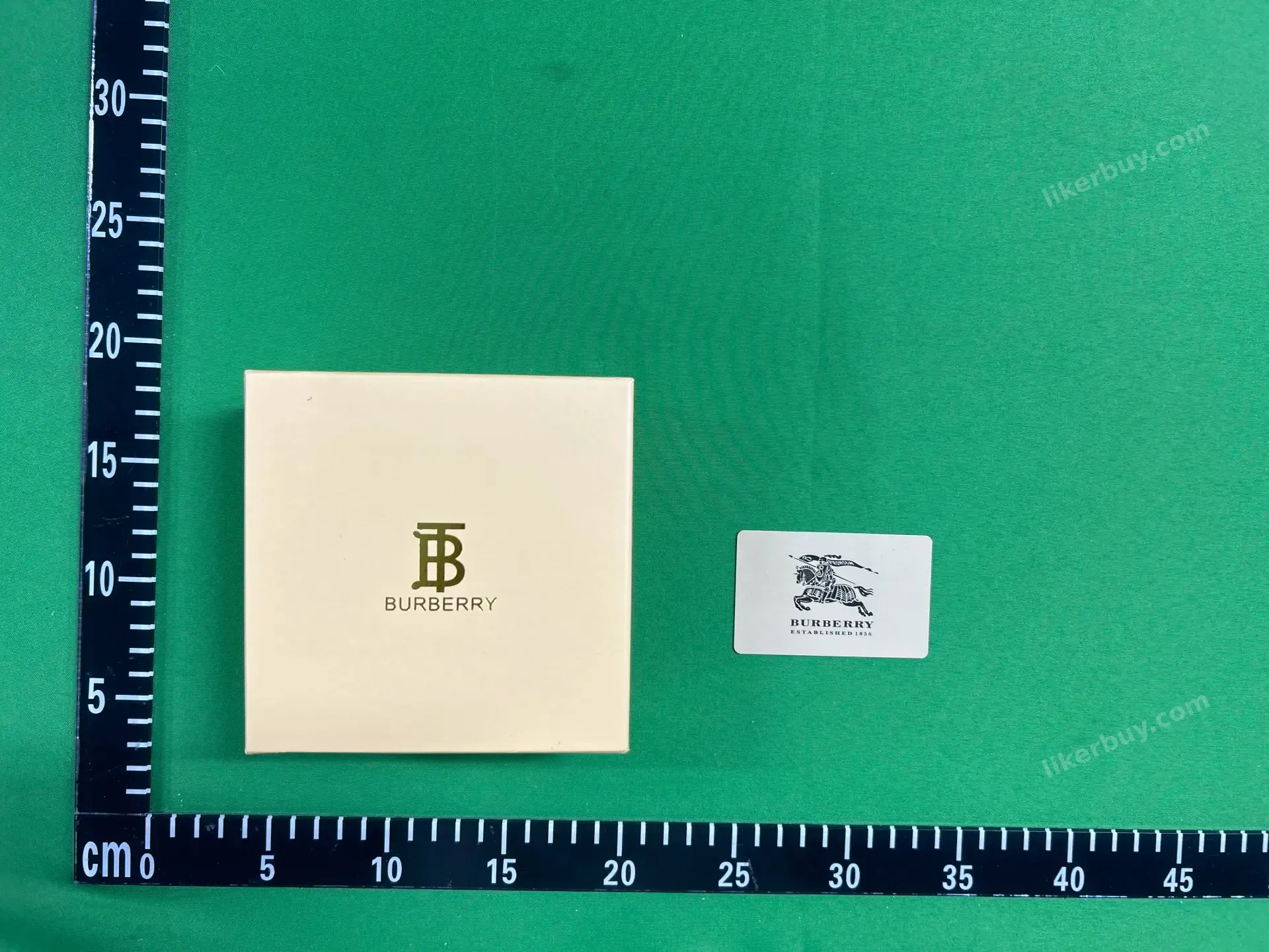 Fendi & Burberry & Louis Vuitton & Gucci belts product reference 6