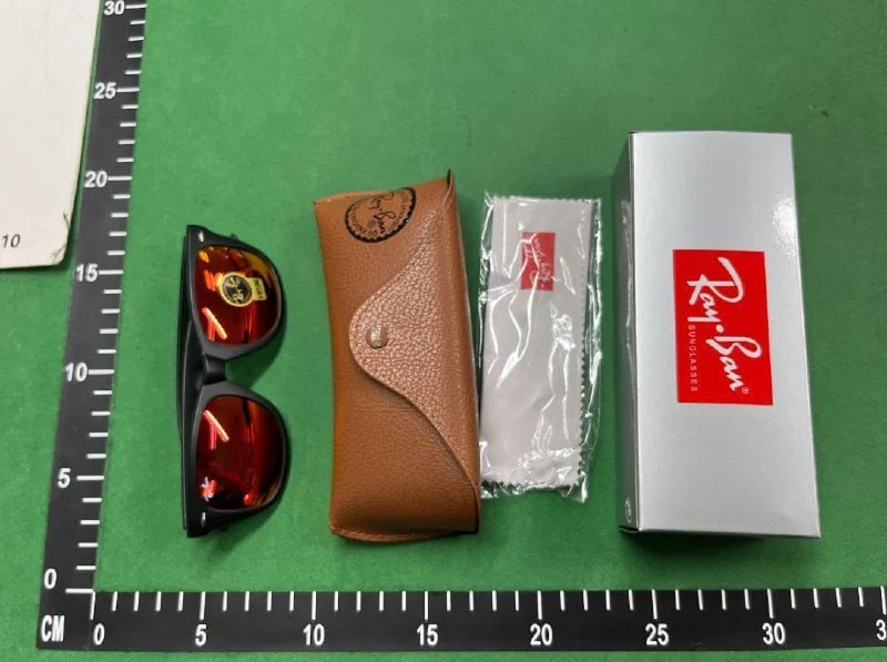 Ray-Ban Sunglasses QC photo