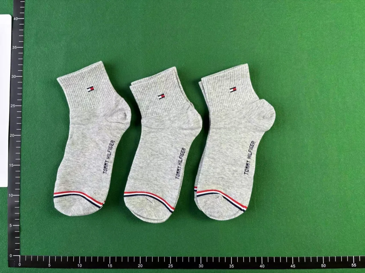 Tommy Hilfiger sock QC photo