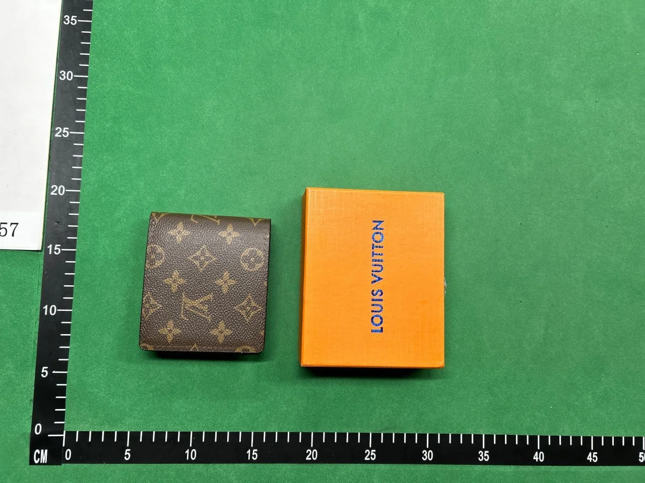 Louis Vuitton wallet (40 CP) QC photo