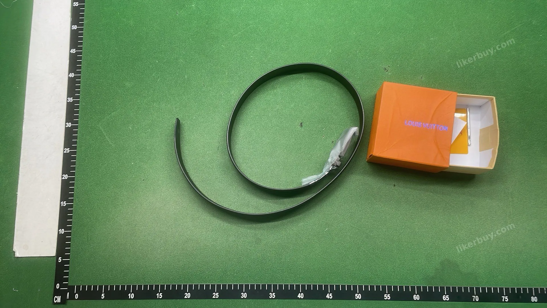 Burberry belt product reference 1