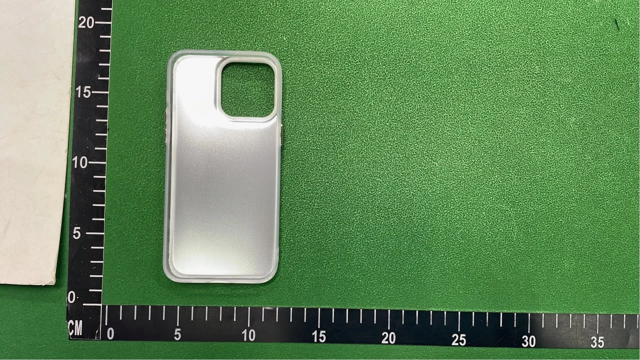 Stone Island mobile phone case QC photo