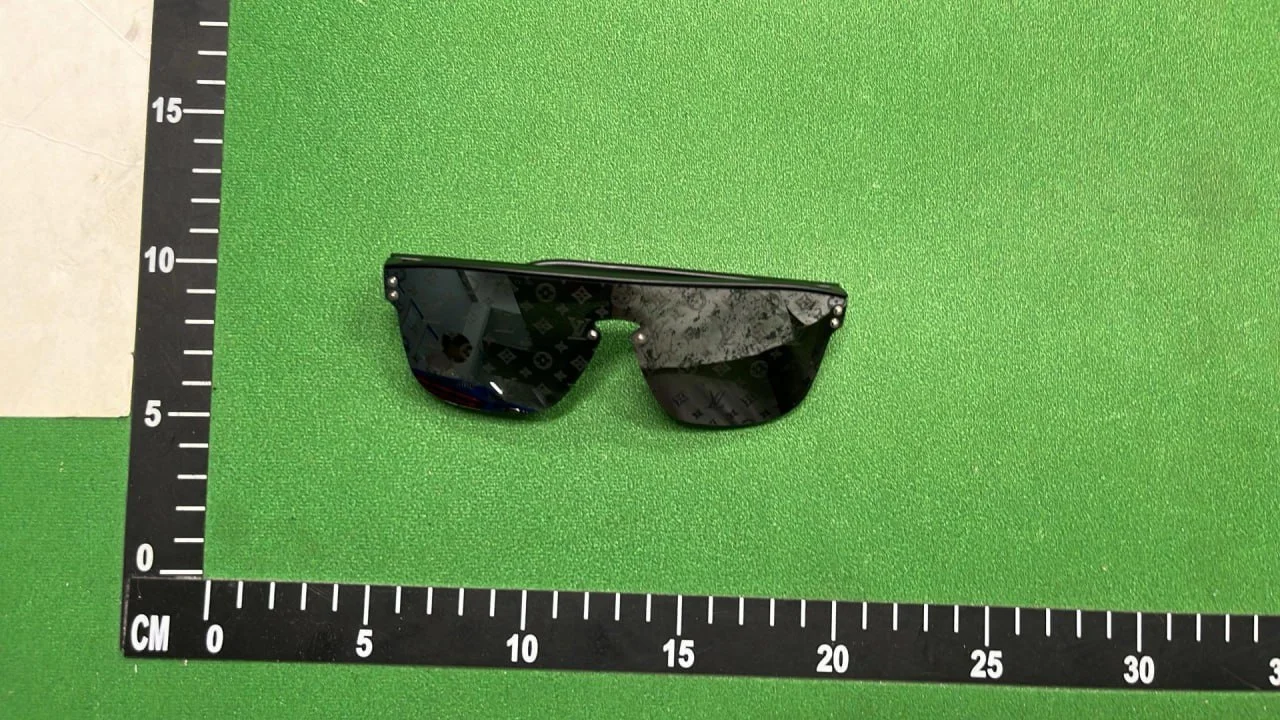 Louis Vuitton Sunglasses QC photo