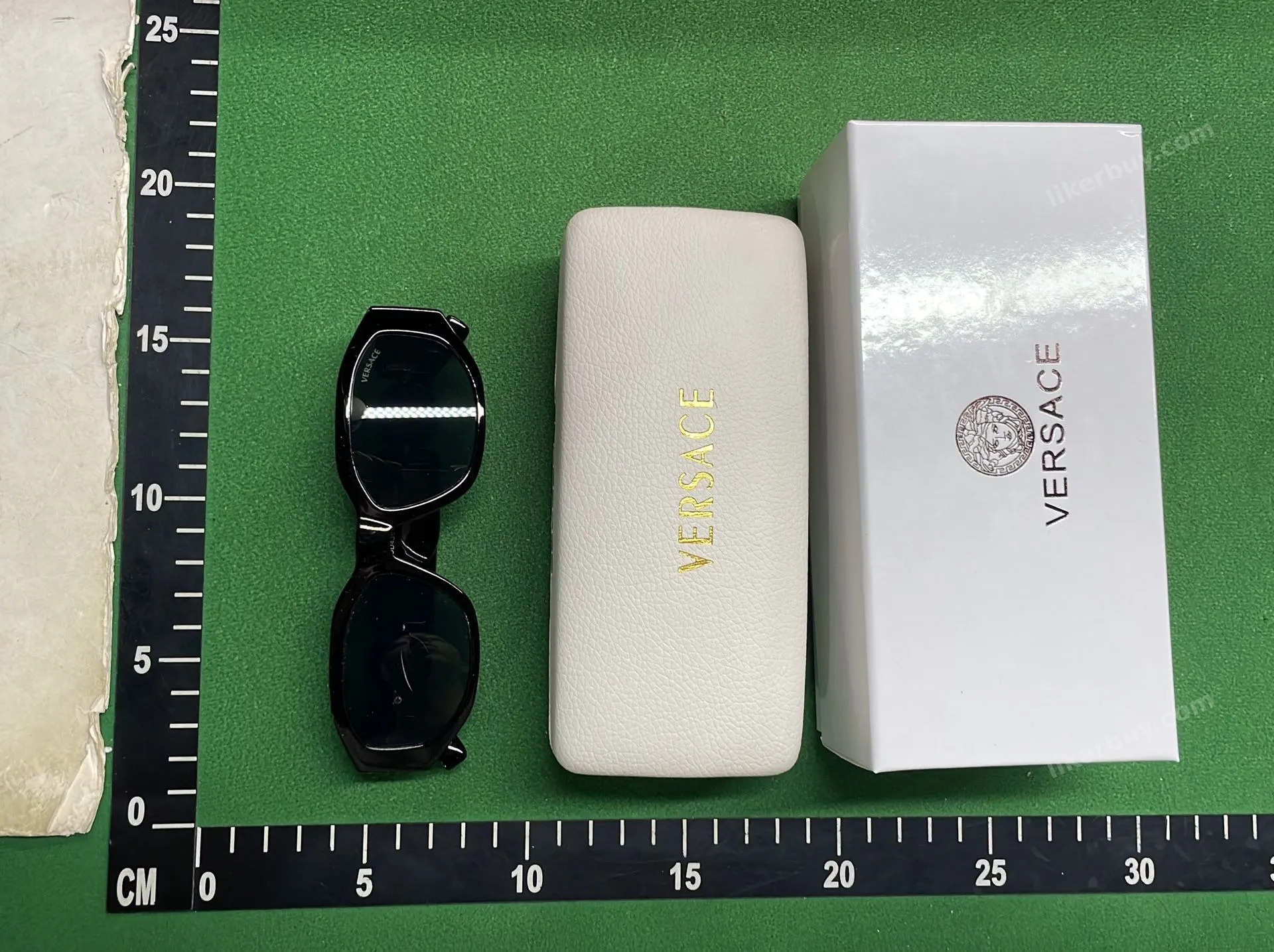 Louis Vuitton Sunglasses product reference 1