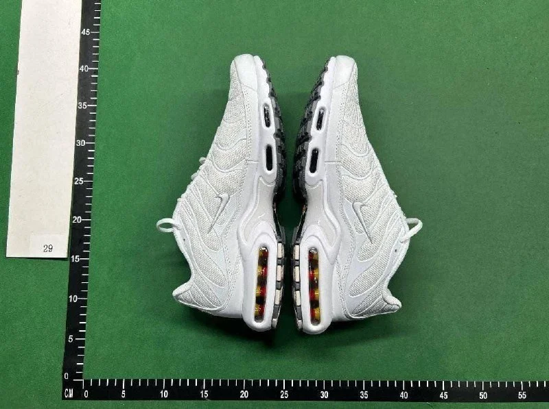 NIKE Tn Air (38+ Styles) QC photo