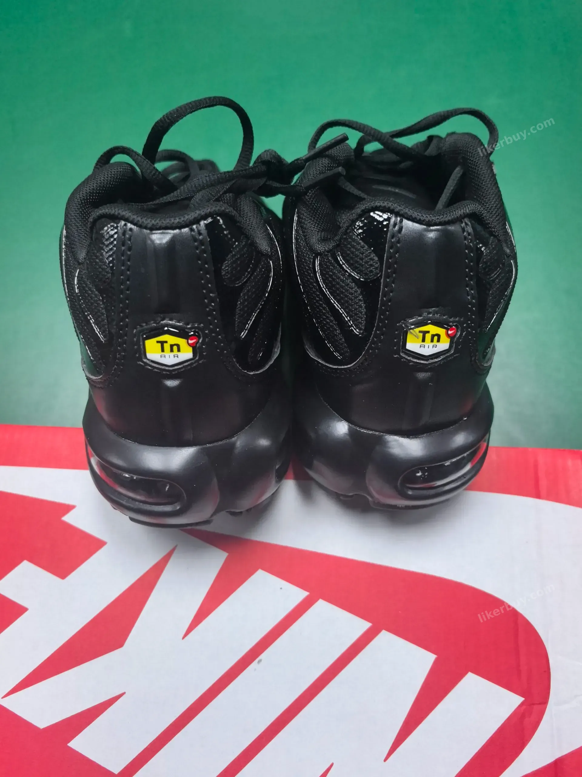 NIKE Tn Air product reference 2