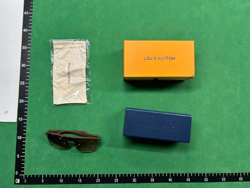 LV Sunglasses QC photo