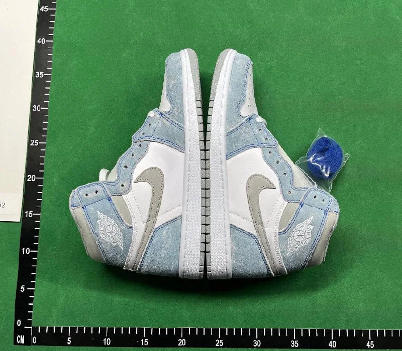 Air Jordan 1 high (40 CP) QC photo