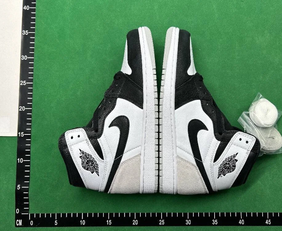 Air Jordan 1 high (40 CP) QC photo