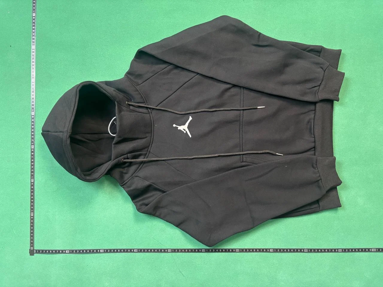 Jordan Hoodie QC photo