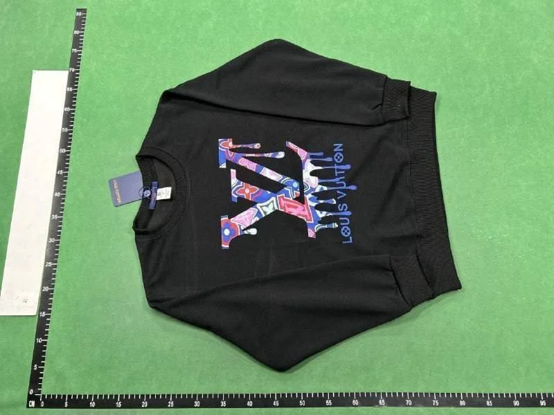 Louis Vuitton Sweater QC photo