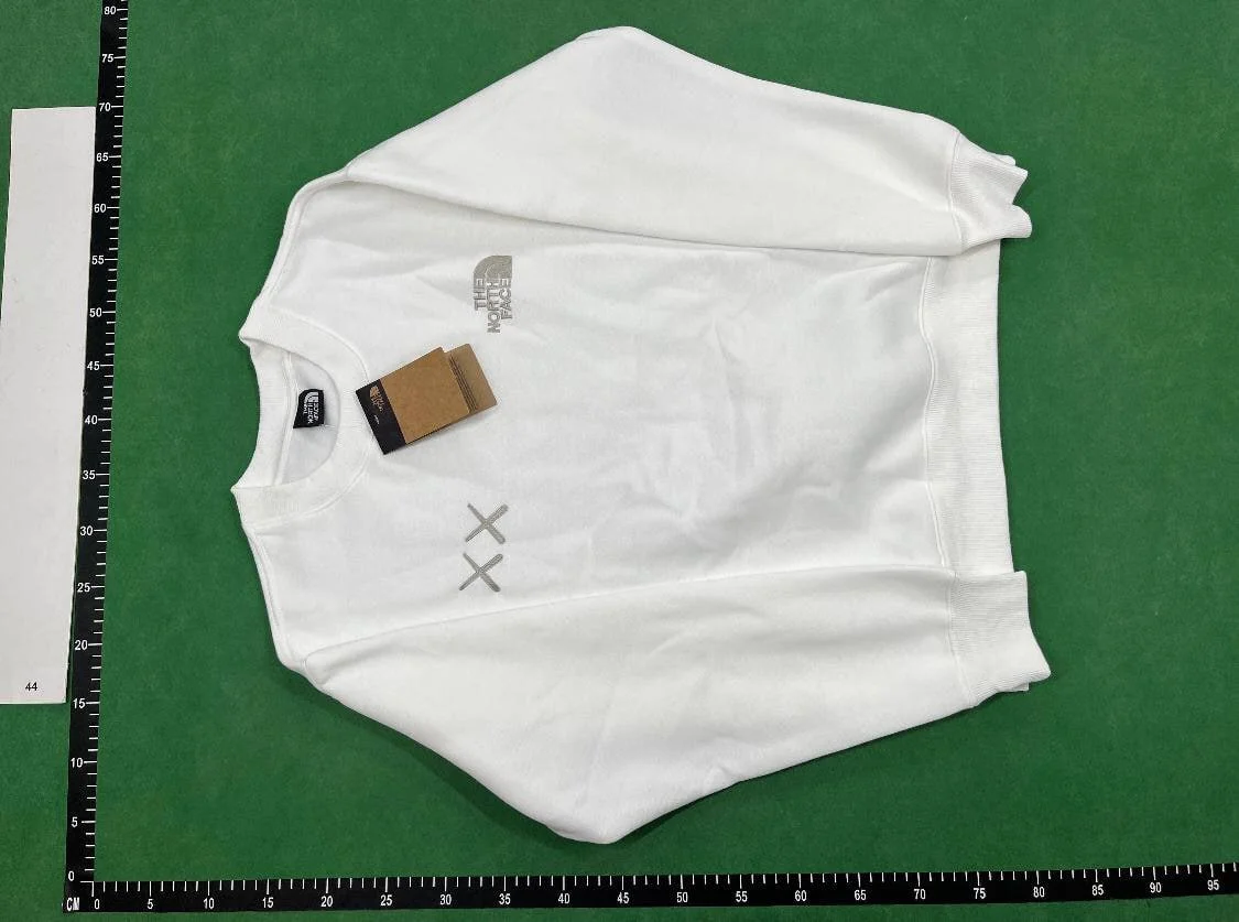 The North Face Sweater QC photo