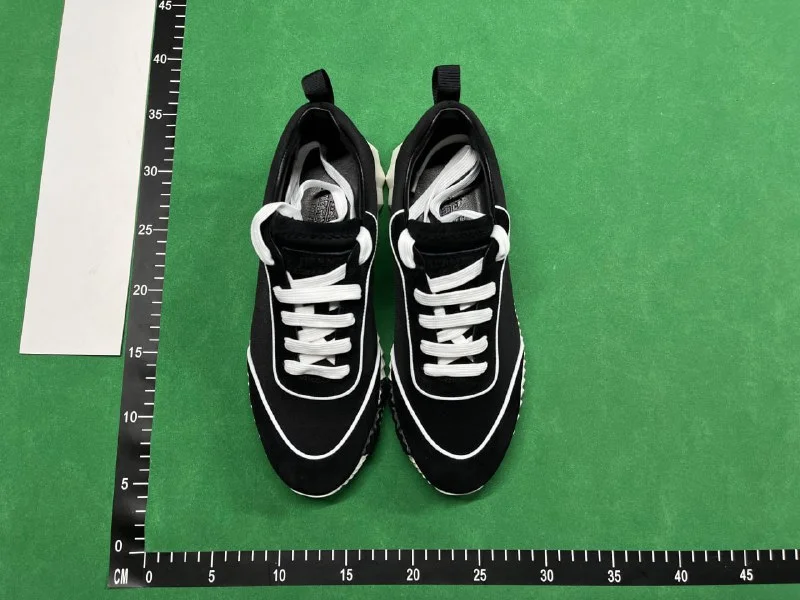Hermes shoes QC photo