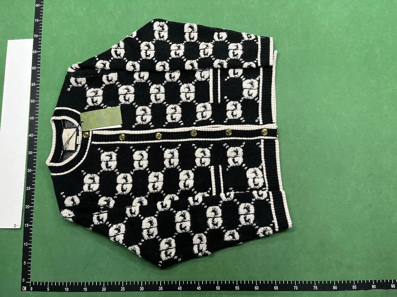 Gucci sweater (40 CP) QC photo