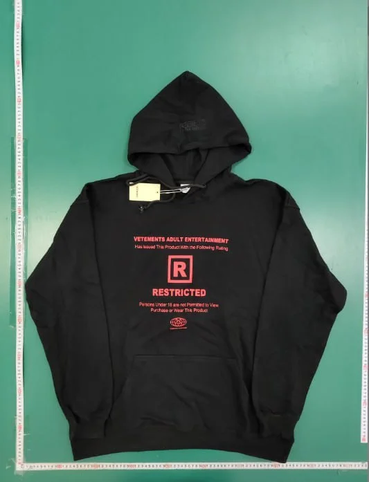Vetements hoodie (34 CP) QC photo