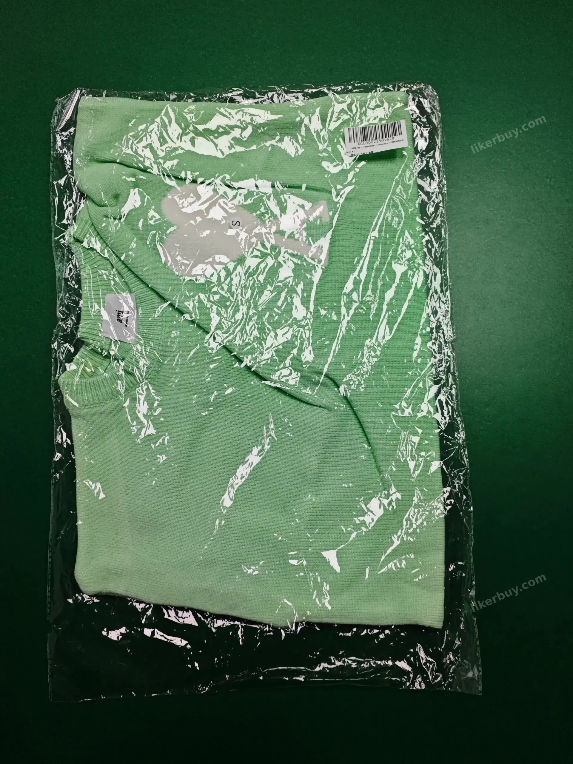Ami sweater product reference 2
