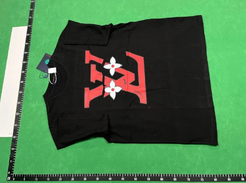 Louis Vuitton LV Team Graphic T-Shirts QC photo