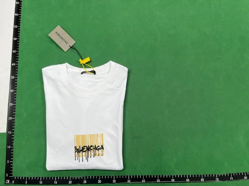 Balenciaga Paris Graphic Logo T-Shirts QC photo